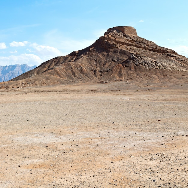 Foto vista panorámica de un paisaje árido contra el cielo