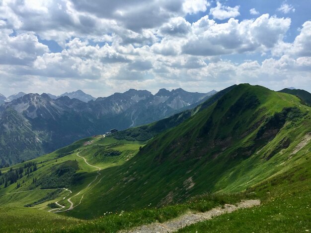 Vista panorámica del paisaje contra el cielo