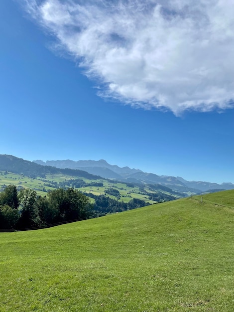 Vista panorámica del paisaje contra el cielo