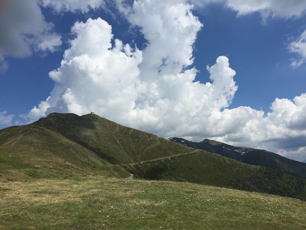Vista panorámica del paisaje contra el cielo