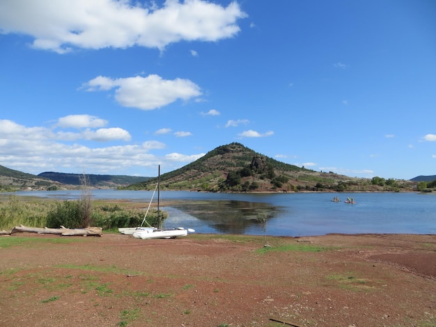 Vista panorámica de la playa contra el cielo