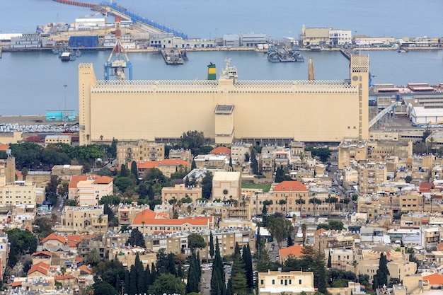 Foto vista panorámica del puerto de haifa