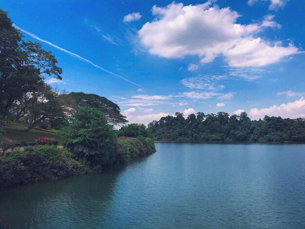 Foto vista panorámica del río contra el cielo