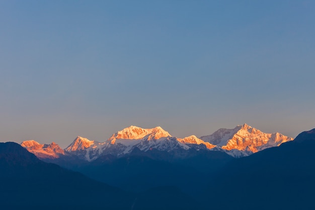 Vista para a montanha Kangchenjunga