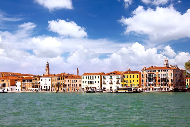 Vista para o mar de Veneza, Itália. Vista panorâmica