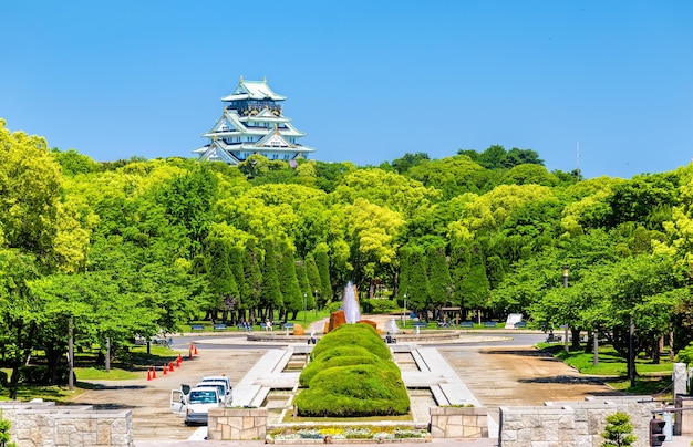 Vista del parque del castillo de Osaka en Osaka, Japón