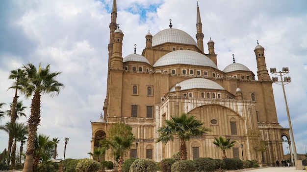 Vista de la parte antigua de El Cairo. Mezquita-Madraza del Sultán Hassan. El Cairo. Egipto.