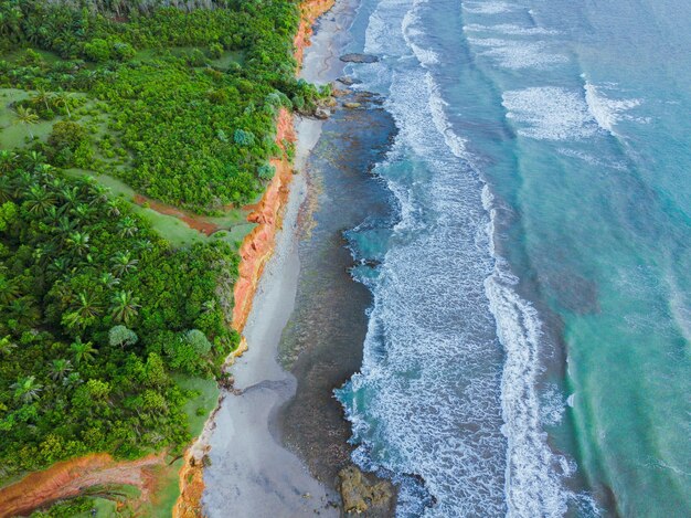 Foto vista de la playa en ángulo alto