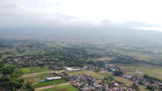 Vista del pueblo en el valle