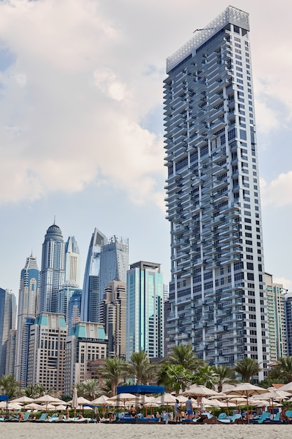 Vista de los rascacielos de Marina Dubai