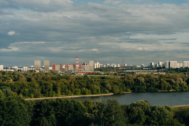 Foto vista del río moscú desde kolomenskoye