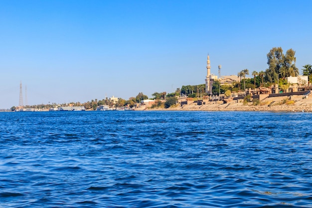 Vista del río Nilo en Luxor Egipto