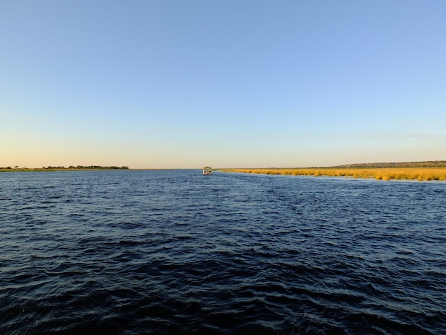 La vista del río Zambezi en el parque nacional de Chobe Botswana África