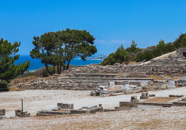 Foto vista de las ruinas del antiguo kamiros en grecia