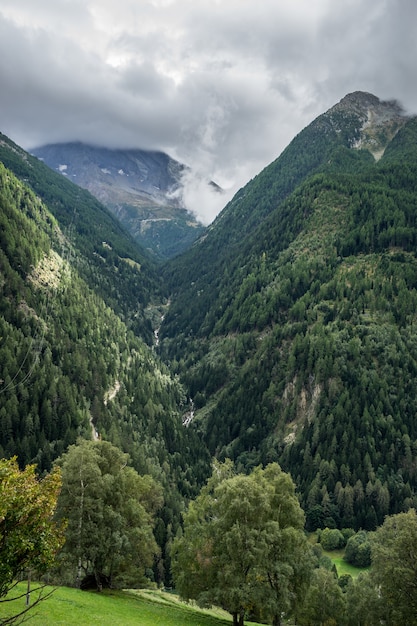 Vista desde el Simplon Pass en Suiza