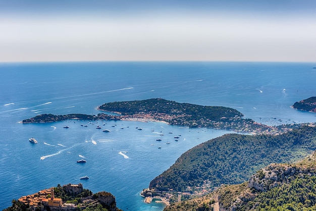 Vista sobre o litoral da riviera francesa eze frança