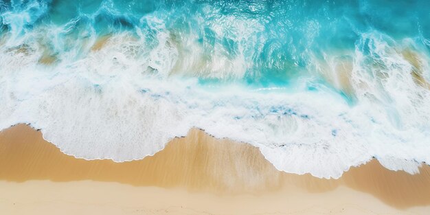 Vista superior da costa com ondas do mar Fundo de água azul Paisagem marinha de verão do ar AI generativa
