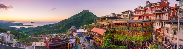 Foto vista superior da rua velha de jiufen, em taipei, taiwan