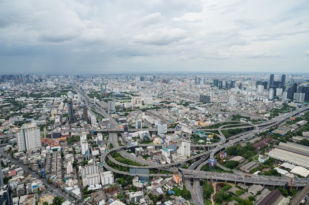 Vista superior del edificio de la ciudad del paisaje urbano de bangkok