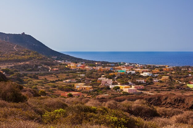 Vista superior de Linosa, islas Pelagie en Sicilia. Italia