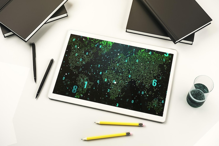 Foto vista superior del moderno monitor de tableta digital con holograma de lenguaje de programación abstracto y concepto de inteligencia artificial de mapa mundial y redes neuronales representación 3d