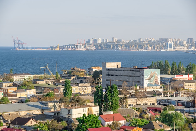 Vista superior de la zona industrial de Odessa, Ucrania