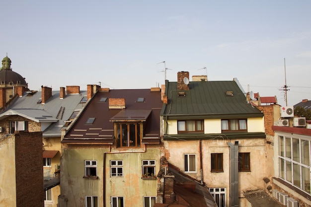 Foto vista desde el techo de las casas en lviv