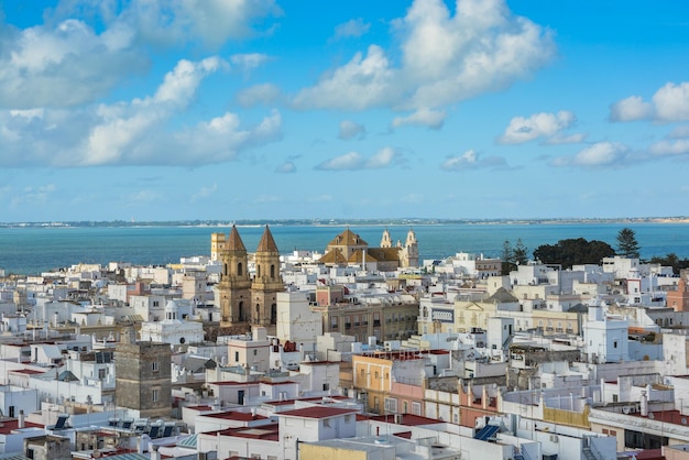 Vista de los tejados de Cádiz desde la atalaya de Tavira