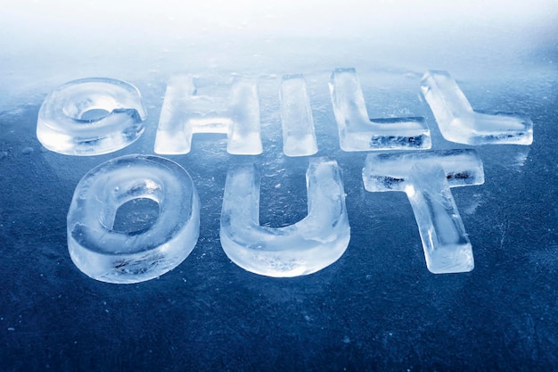 Vista de texto en hielo desde un ángulo alto