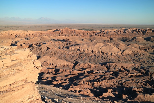 Vista del Valle de la Luna o Valle de la Luna en el desierto de Atacama en San Pedro de Atacama Chile