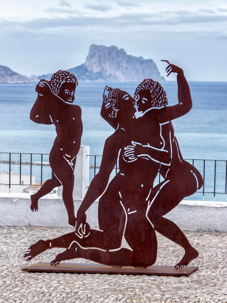 Foto con vistas al mar mediterráneo se encuentra la hermosa ciudad de altea alicante españa