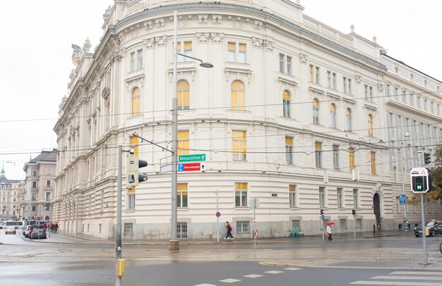 Vistas da paisagem urbana de uma das cidades mais bonitas da Europa - Viena.