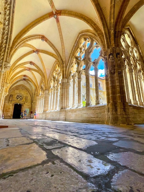 Vistas del interior de la Catedral de Oviedo, ubicada en Asturias, al norte de España.