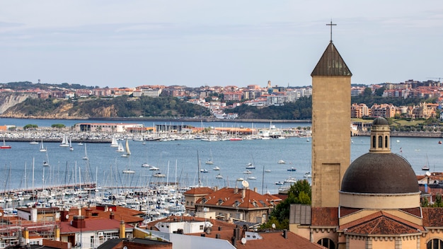 Vistas de Portugalete desde lo alto del puente de Vizcaya en país vasco.