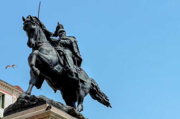 Vittorio Emanuele di Savoia-Statue in Venezia