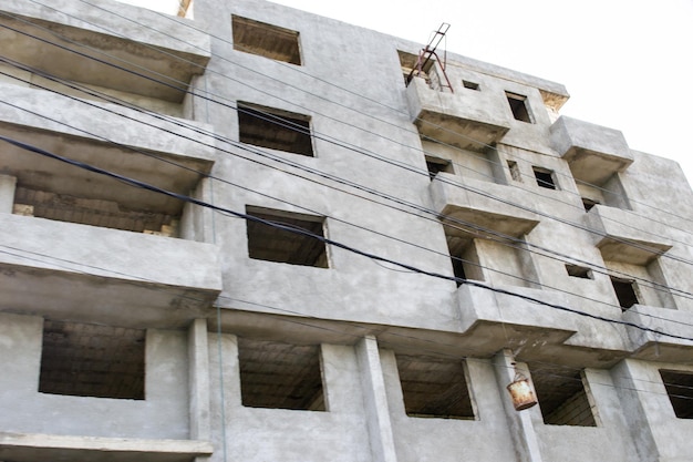 Viviendas de los edificios de la ciudad en el pueblo de Líbano abandonado