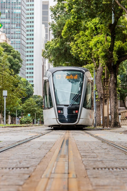 VLT-Zug in der Innenstadt von Rio de Janeiro