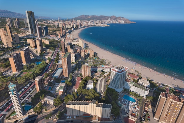 Vogelperspektive von Benidorm-Stadtskylinen, in Alicante-Provinz, Spanien.