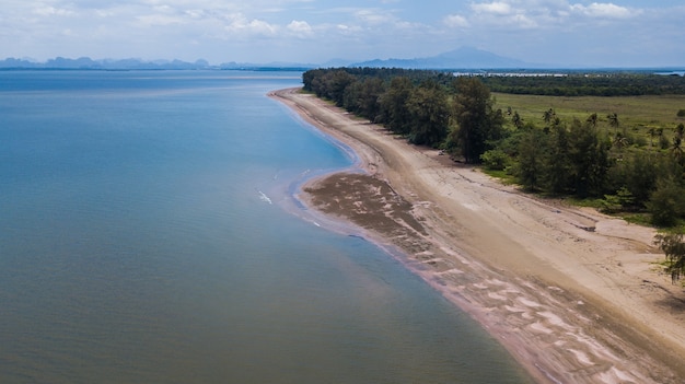 Vogelperspektivelandschaft von Koh Lanta, Krabi Thailand