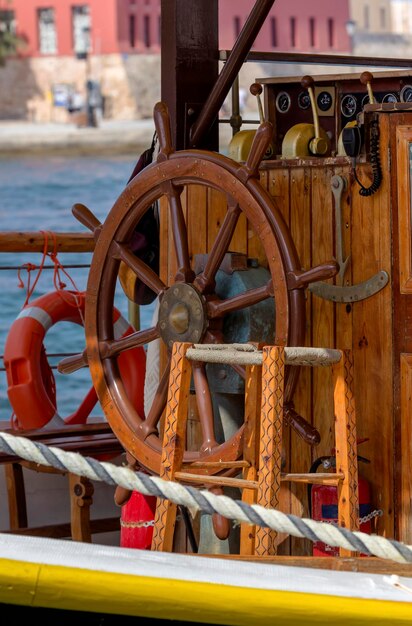 El volante en el barco