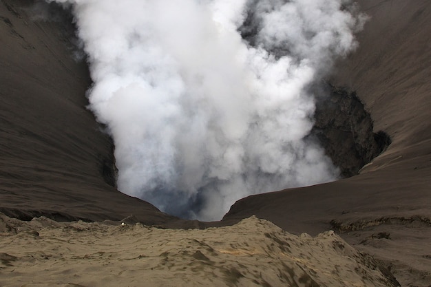 Volcán Bromo en la isla de Java, Indonesia