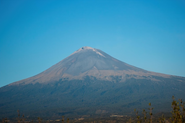 Volcán Popocatépetl activo en México