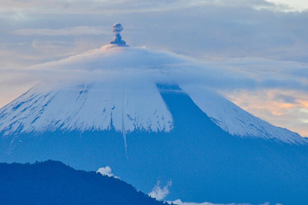 Volcán Sangay en el Ecuador