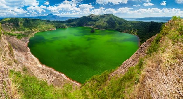 Foto volcán taal, manila, filipinas