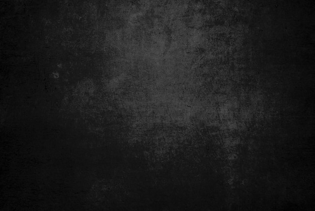 Vollbild auf der schwarzen Wand