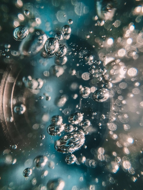 Foto vollbild-aufnahme von blasen im wasser