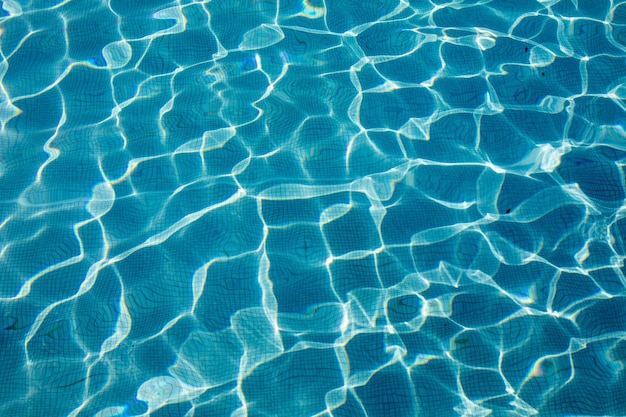 Vollbild von einem Schwimmbad