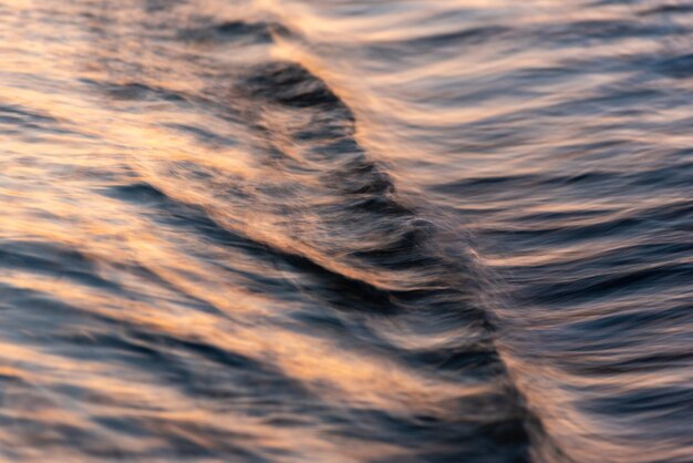 Foto vollbild von gewelltem wasser