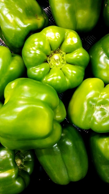 Foto vollbild von paprika zum verkauf auf dem markt