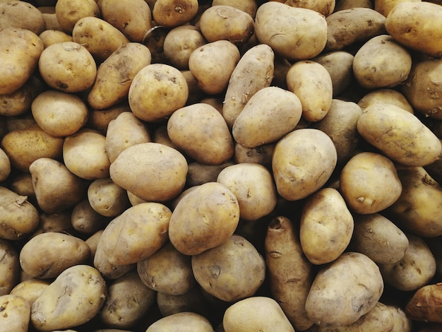 Vollbild von rohen Kartoffeln